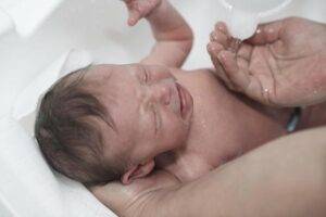 where-to-bathe-newborn-baby