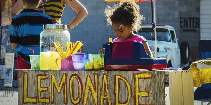 serious child business lemonade stand