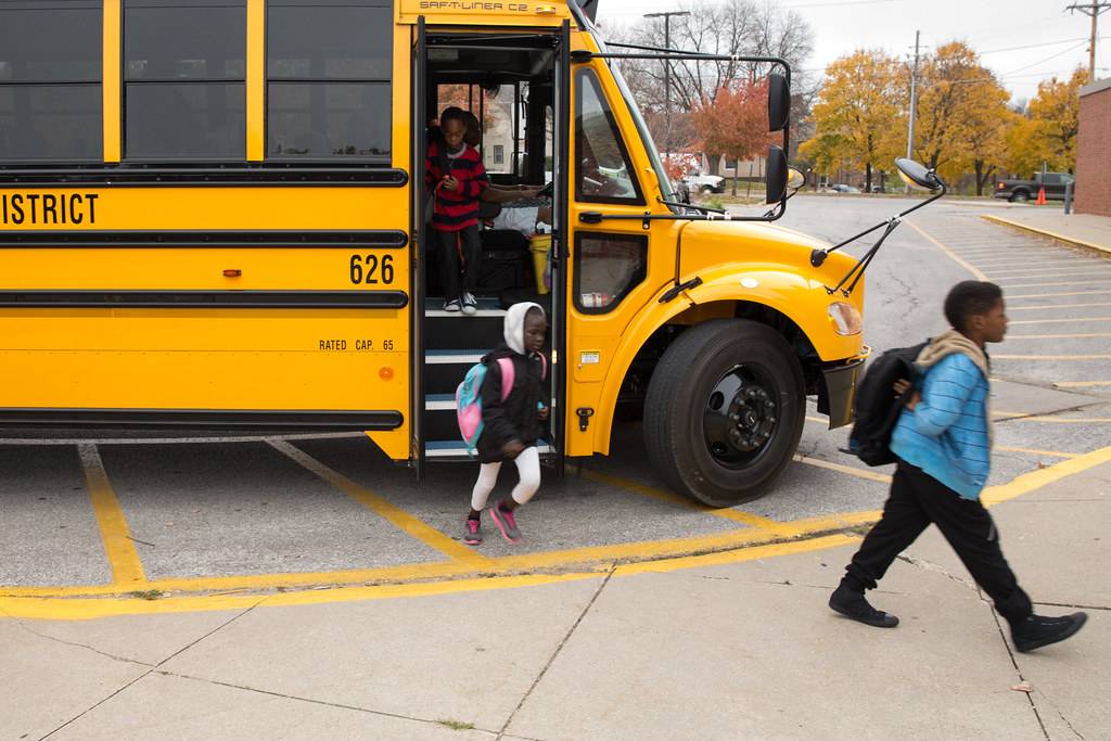 school-bus-rides