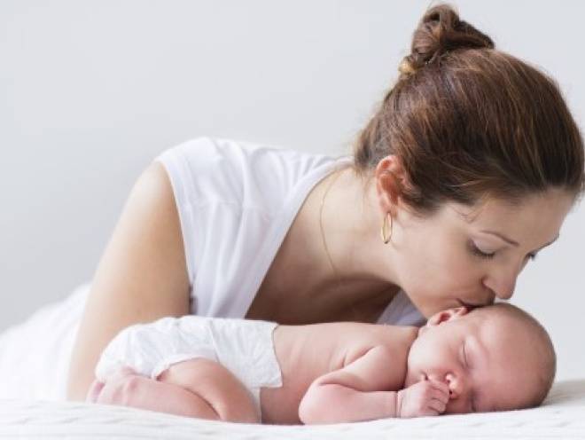 why-newborn-baby-wmile-while-sleeping